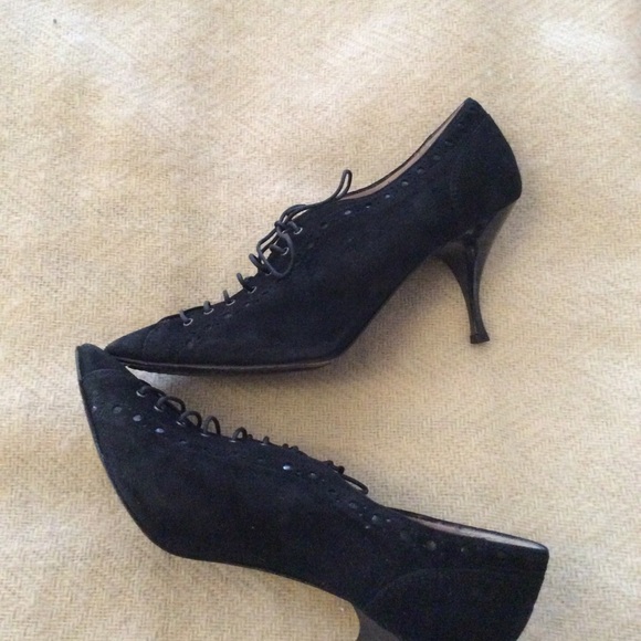 Women’s black suede high heal shoes. Lace-up. - Picture 3 of 5